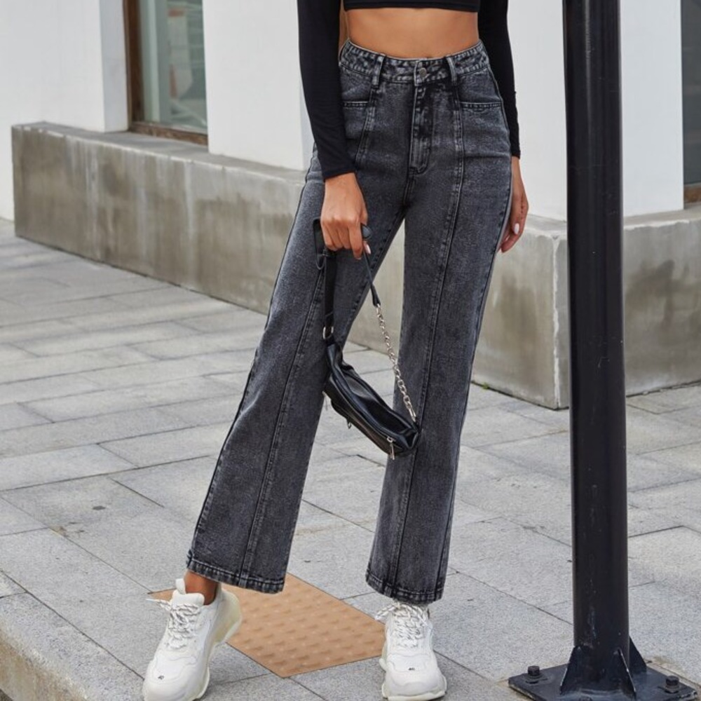 SHEIN Zip Fly Straight Leg Jean